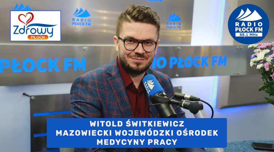 pracownik mwomp Witold Świtkiewicz w radiu plock fm, na dole napis